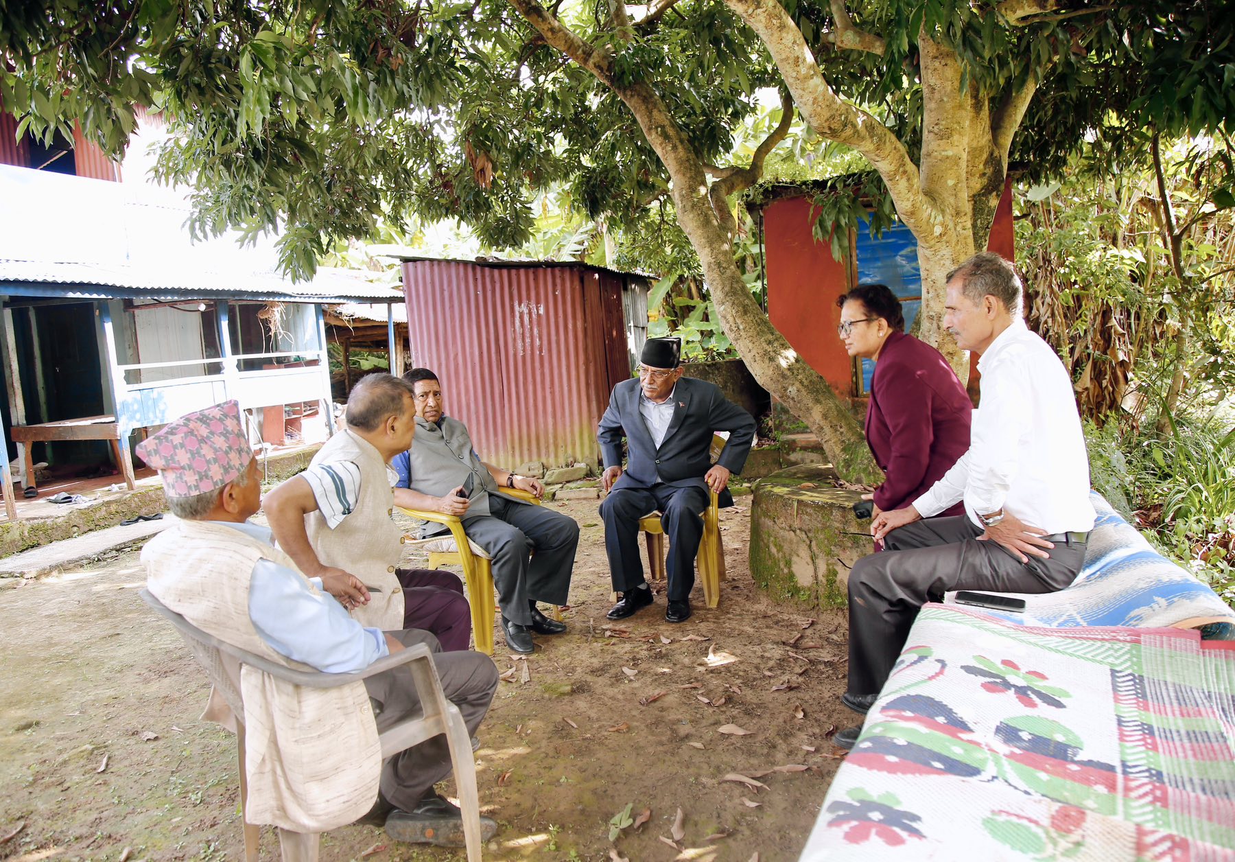 माओवादीले माग्यो प्रधानमन्त्रीको राजीनामा