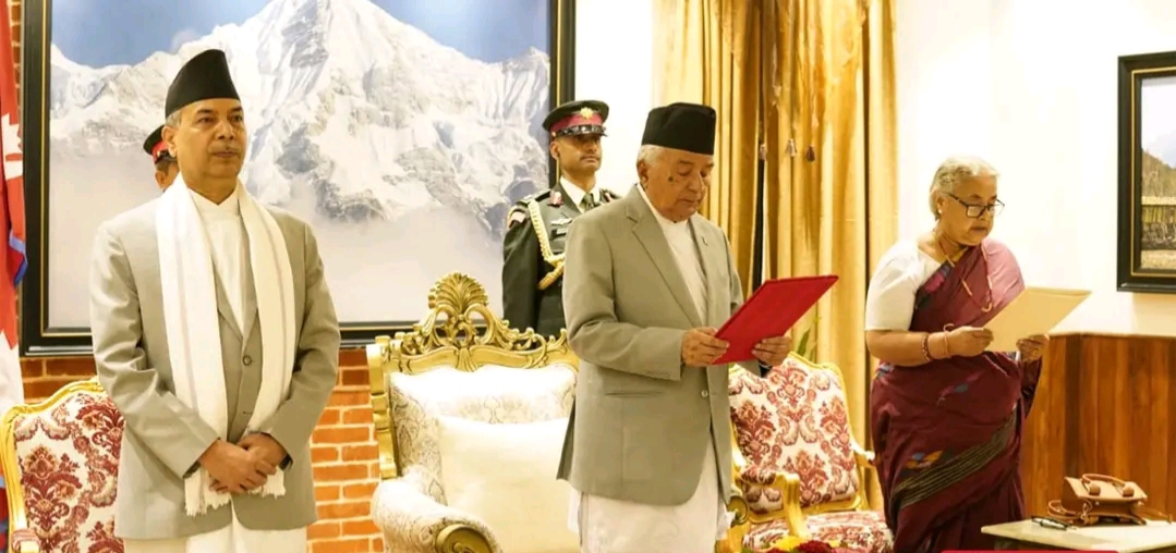 नवनियुक्त प्रधानमन्त्री सुशीला कार्कीद्वारा शपथ ग्रहण