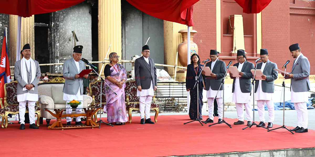 नवनियुक्त चार मन्त्रीले लिए शपथ