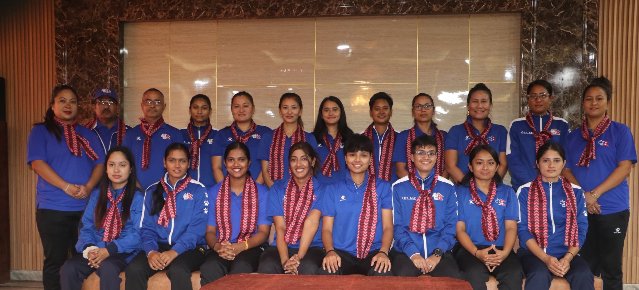 महिला राष्ट्रिय क्रिकेट टोली भारत प्रस्थान