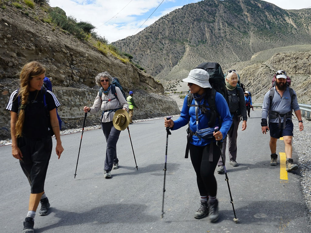 चार महिनामा १६ हजार पर्यटकले गरे मनाङ भ्रमण