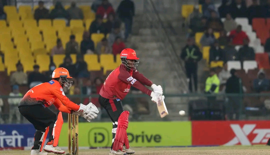 चितवनविरुद्ध पोखरा ८ विकेटले विजयी