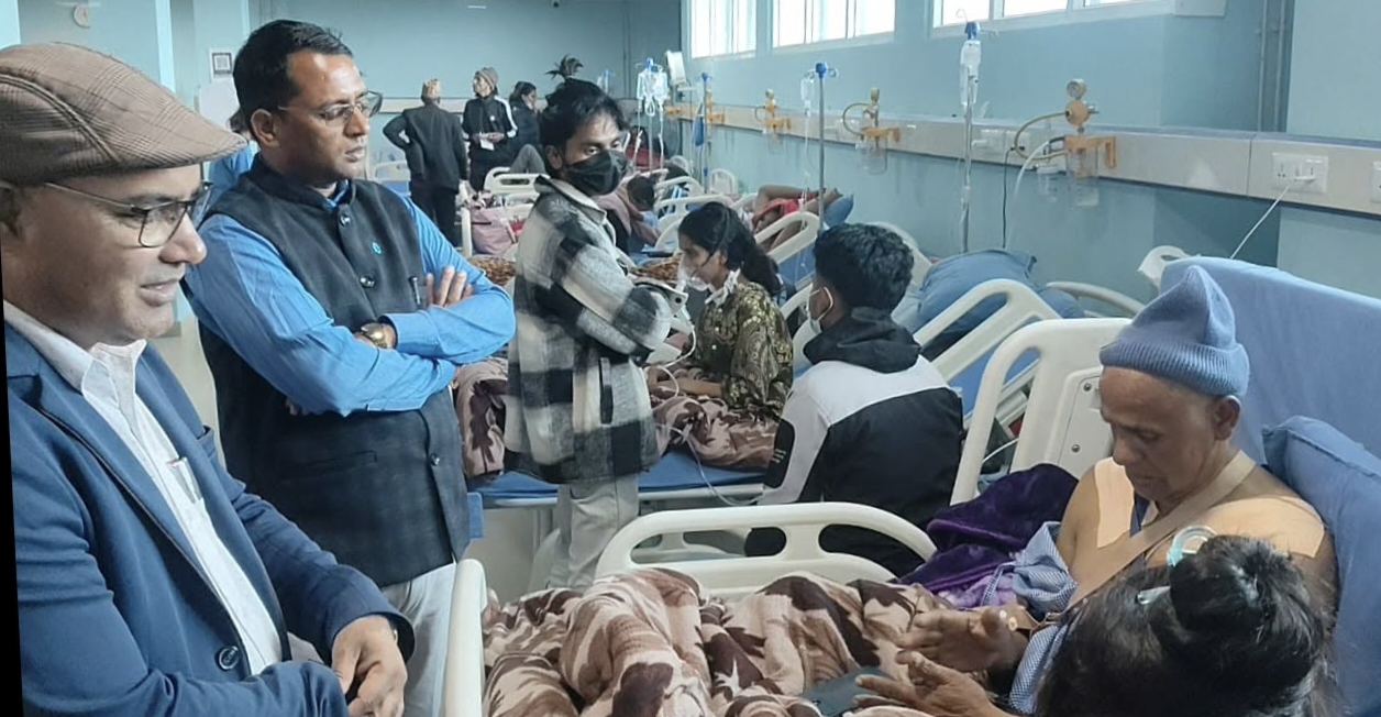 बैतडी बस दु*र्घ*टनाका घा*इतेको स्वास्थ्य अवस्थाबारे महताको चासो